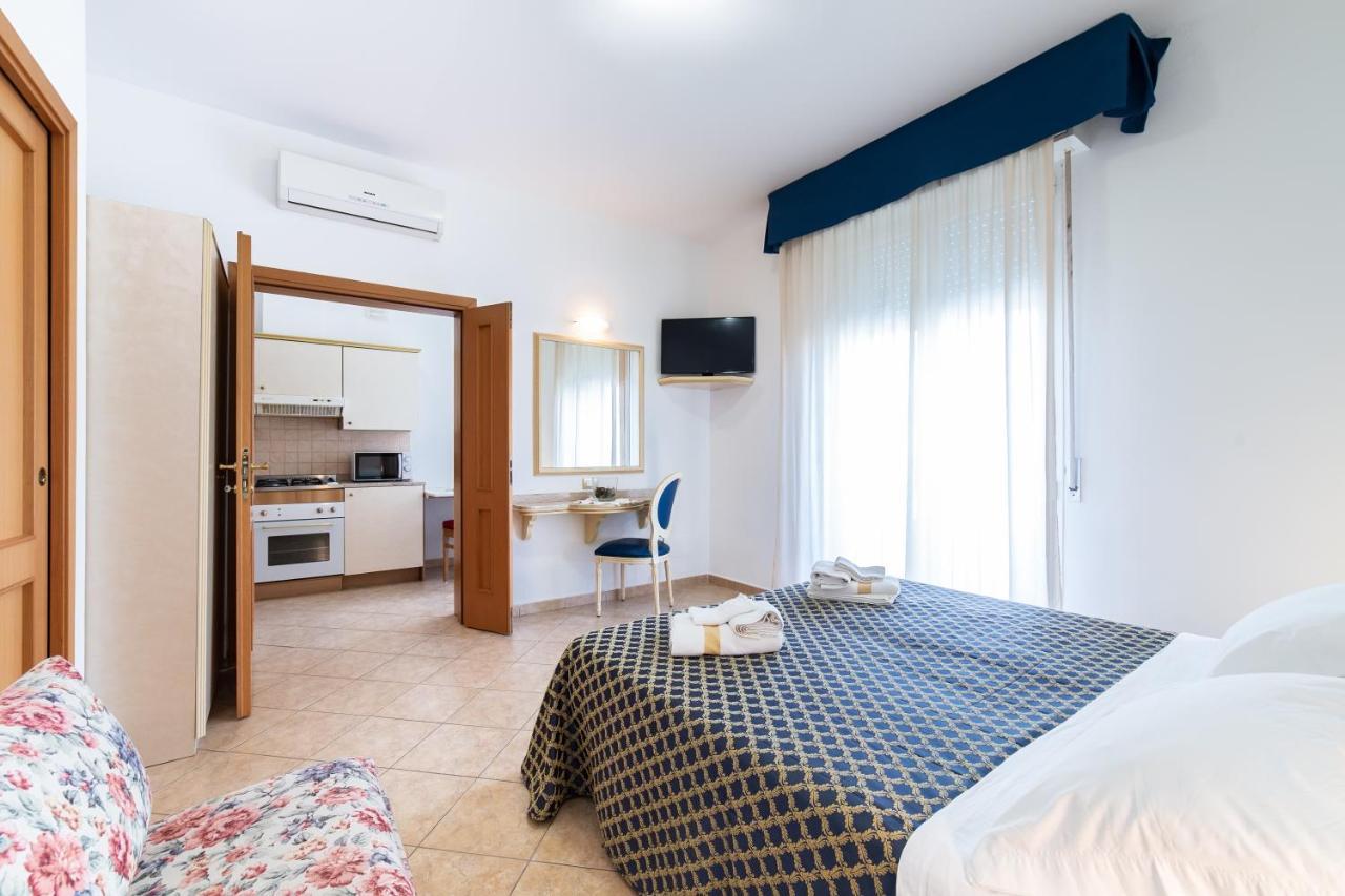 Residenza Melucci Rimini Exterior foto