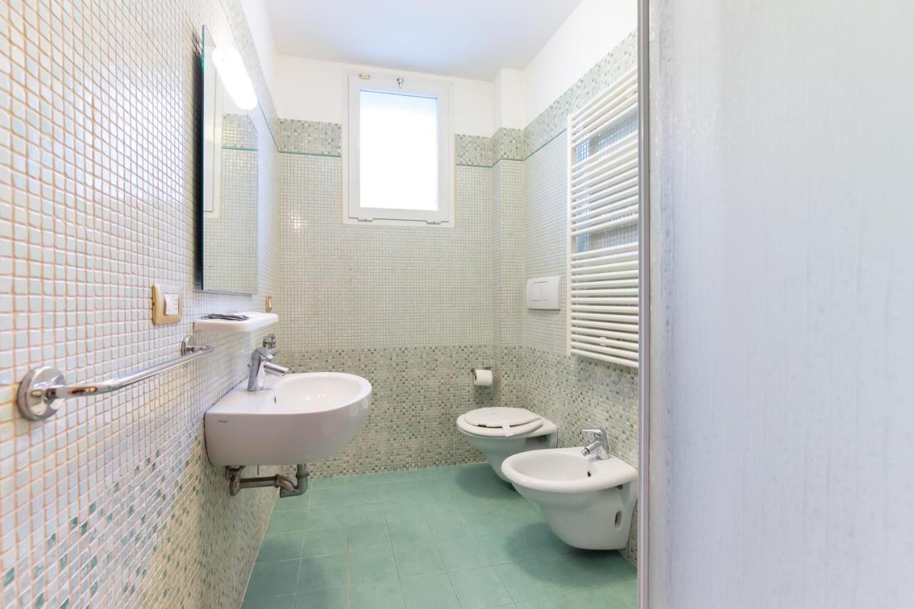 Residenza Melucci Rimini Exterior foto