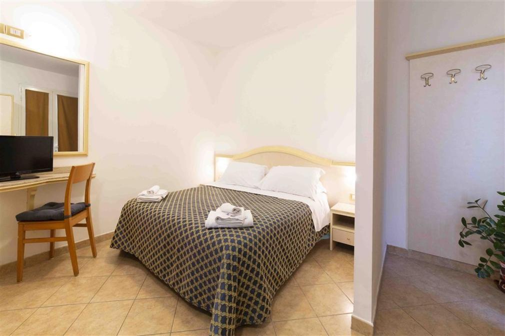 Residenza Melucci Rimini Exterior foto