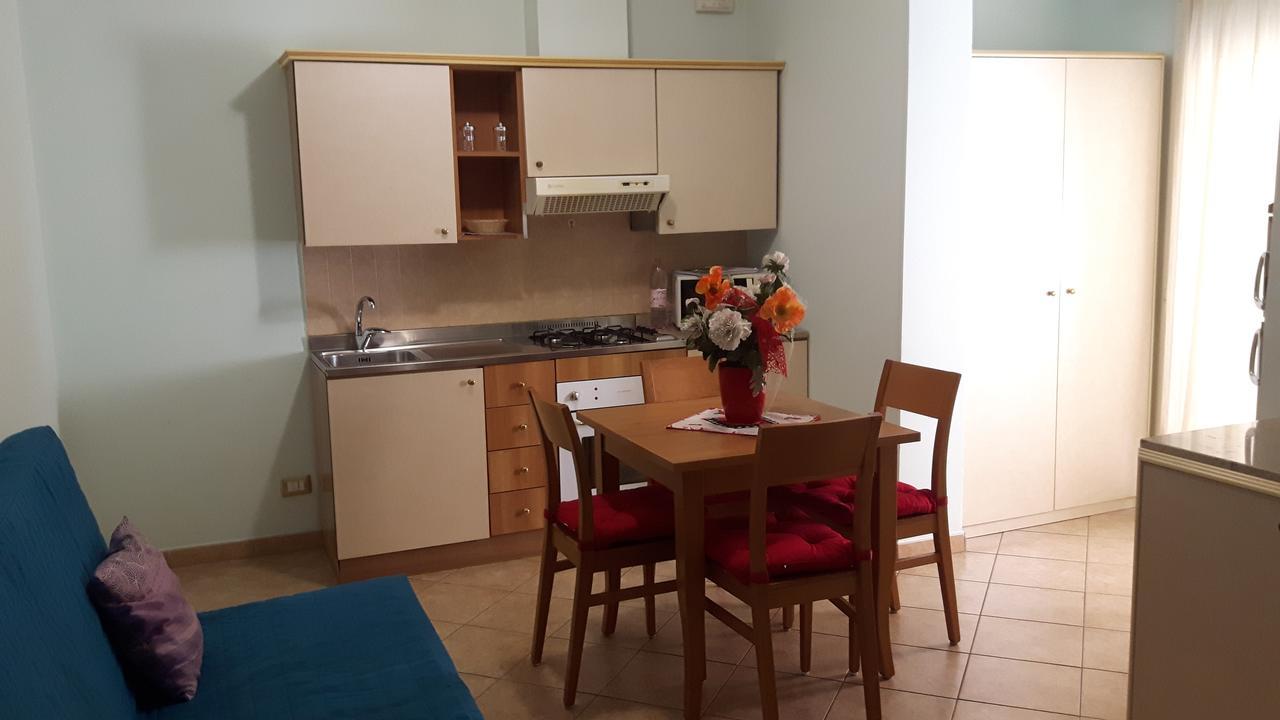 Residenza Melucci Rimini Exterior foto